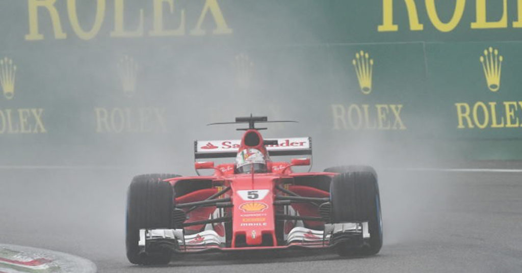F1, Sepang: pole numero 70 di Lewis Hamilton, disfatta Vettel