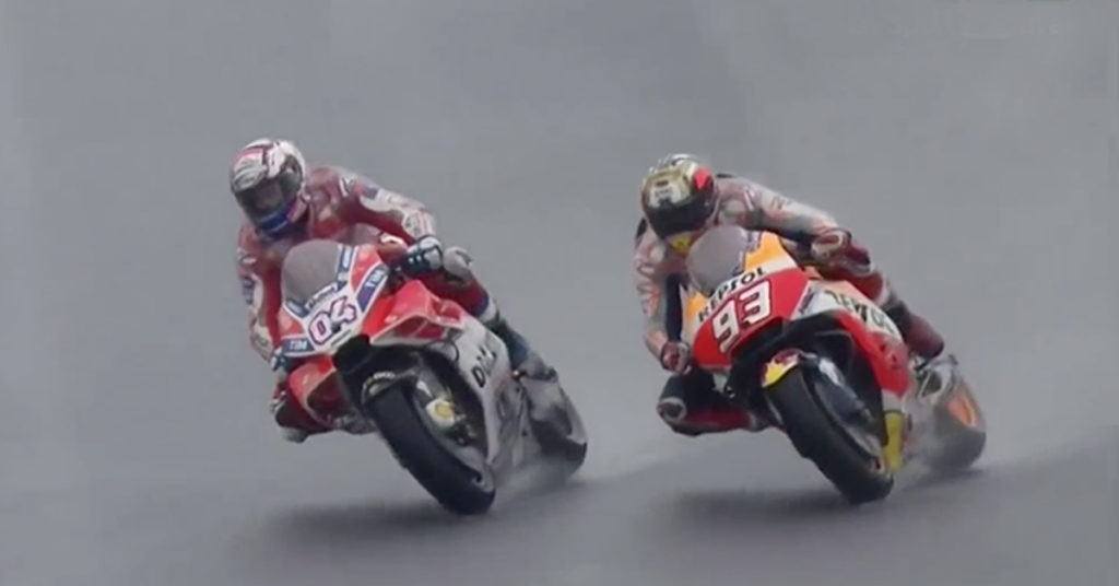 MotoGP, Motegi: Dovizioso vince al termine di un duello epocale con Marquez