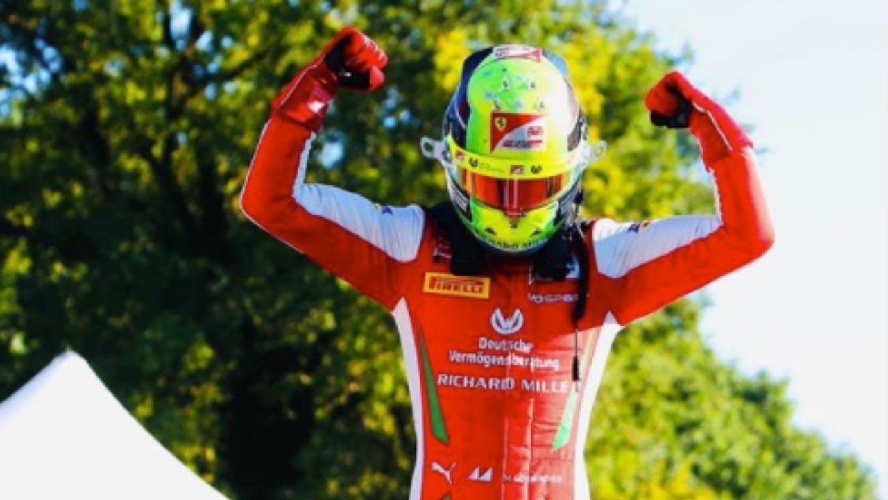 F2, Mick Schumacher vince a Monza come il padre Michael, dopo 14 anni