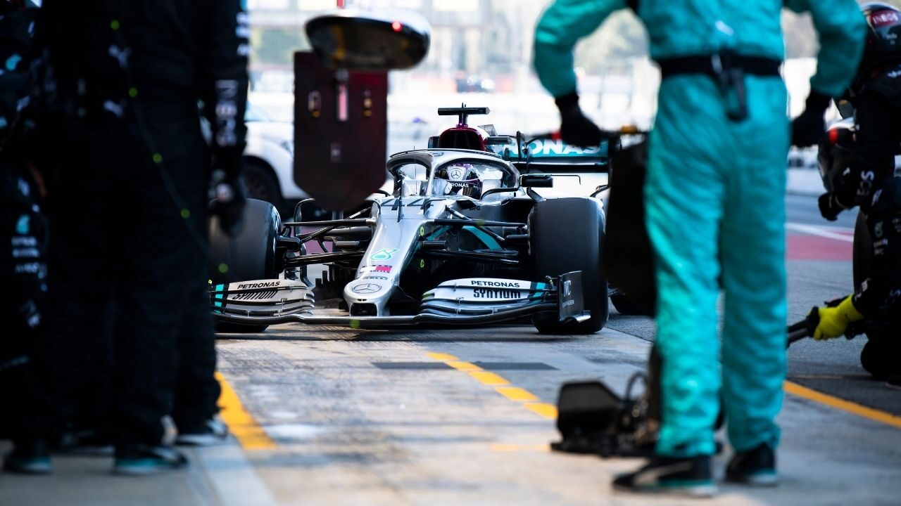 F1, Mercedes: positivo al Covid-19 uno dei membri del team