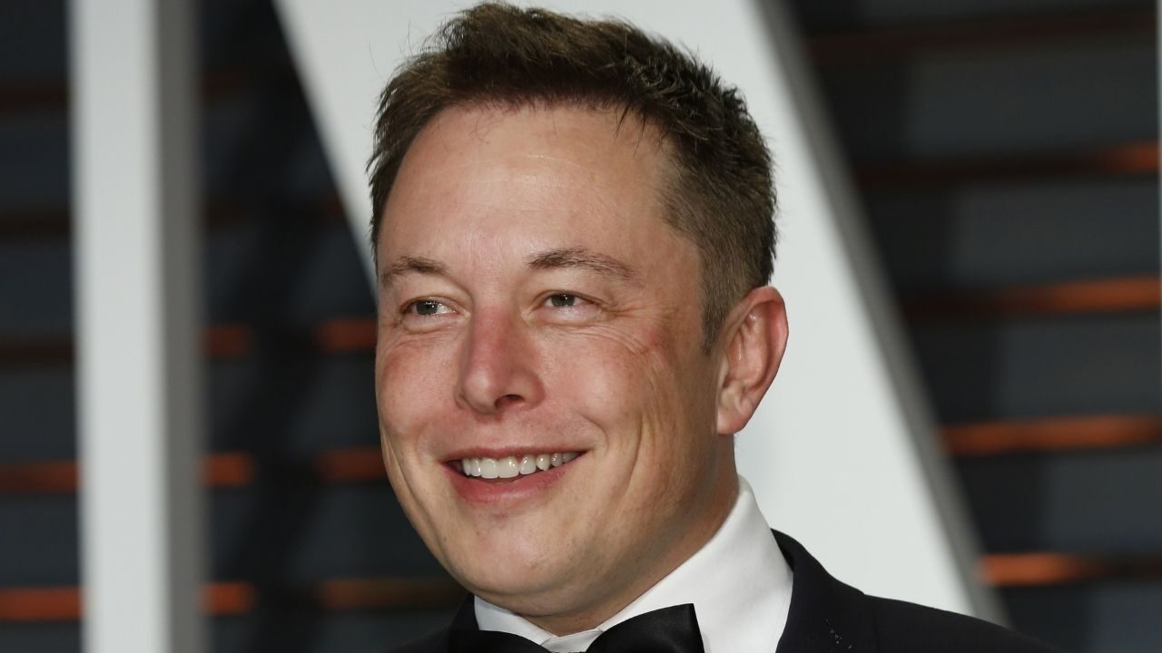 Tesla, guida autonoma in arrivo dal 2021: l’annuncio di Elon Musk