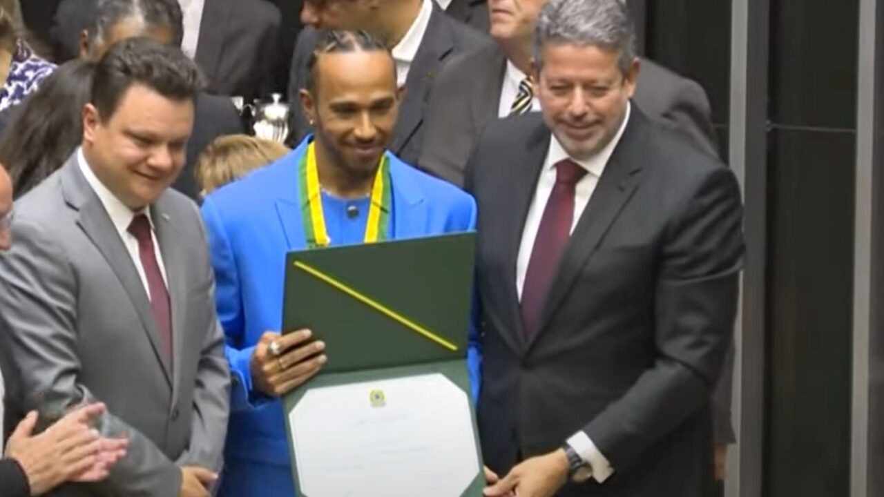 Lewis Hamilton è diventato cittadino onorario del Brasile