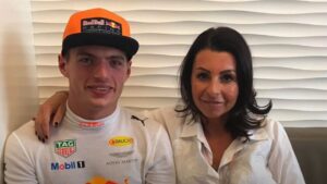 La madre di Verstappen accusa Perez: “Tradisce la moglie”